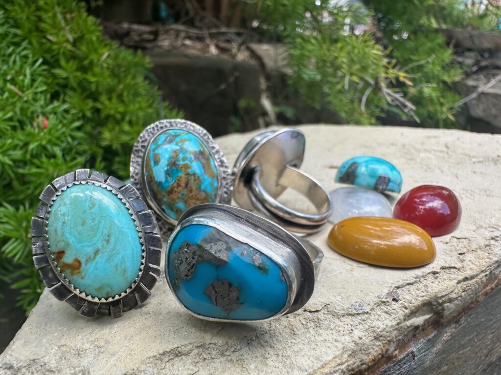 rings and stones 1